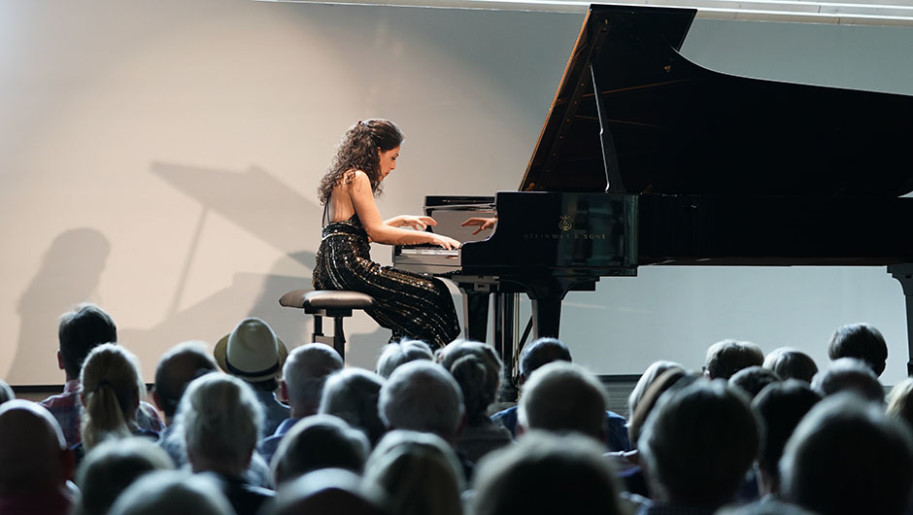 Mantan-Musiikkijuhlat-photo-Ville-Hautakangas-in-picture-Beatrice-Rana