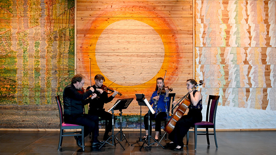 Luosto soi in picture Elisar Riddelin & Joonas Pekonen & Saara Kurki & Saara Särkimäki photo Taika Sorensen 1