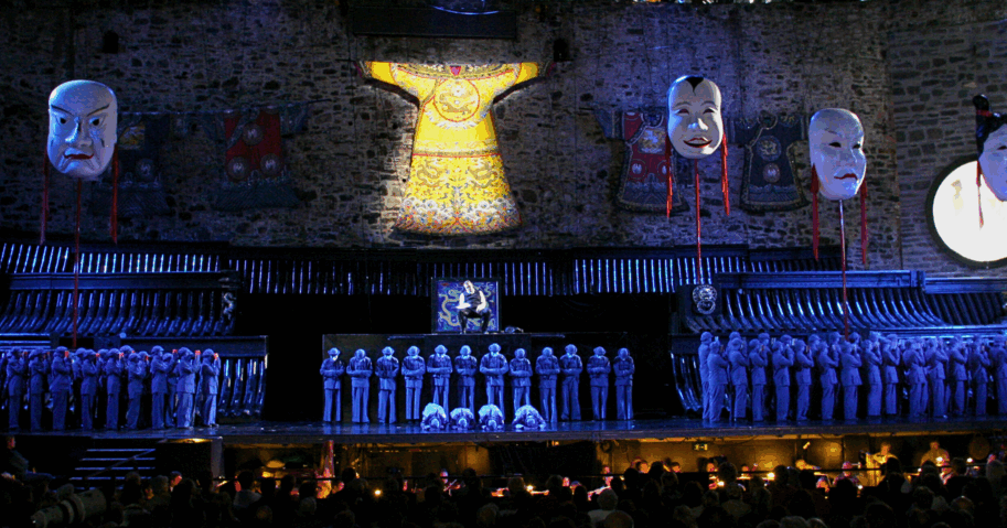 Savonlinnan Oopperajuhlat in picture Turandot photo Matti Kolho