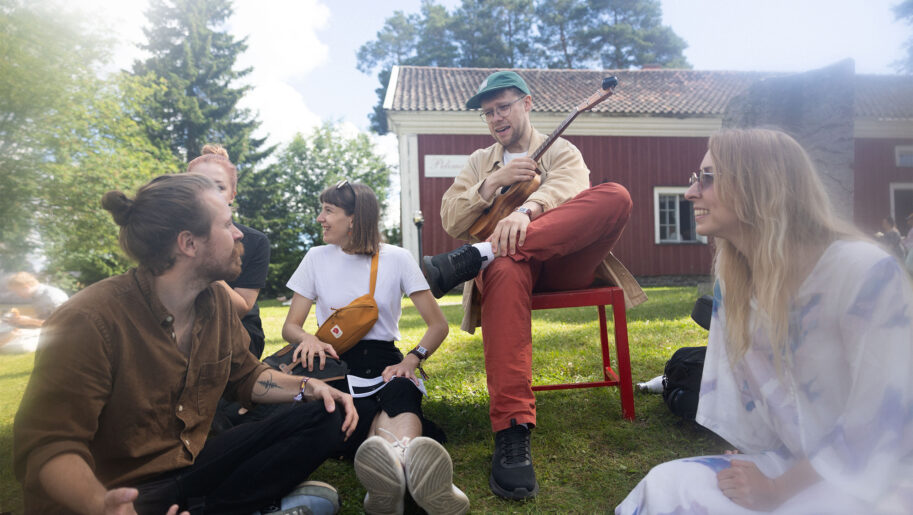 Kaustinen Folk Music Festival photo Tiiu Hyyryläinen