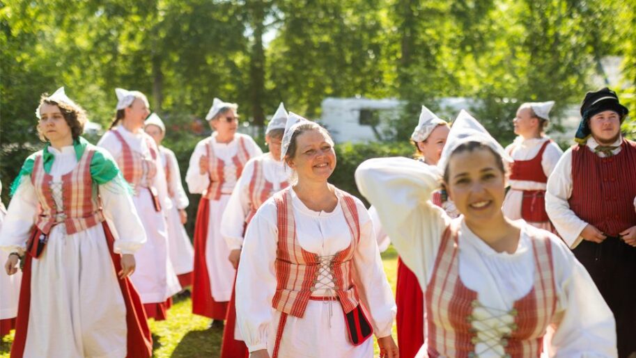 Kaustinen Folk Music Festival photo Usva Torkki